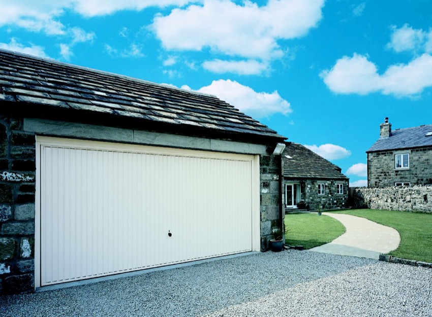 vertical-double-garage-door